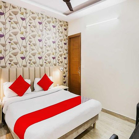 Hotel O Hotel Paradise Indraprastha Exterior foto