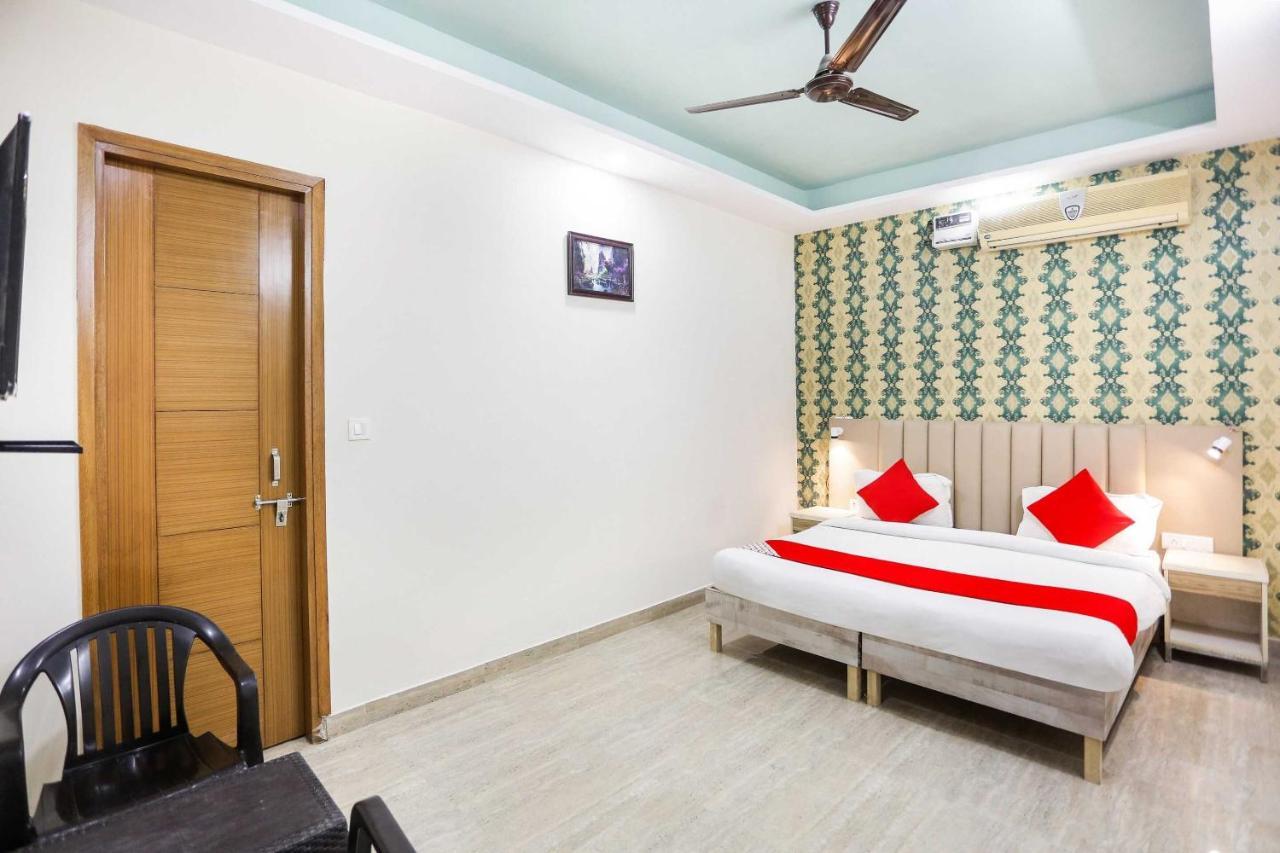 Hotel O Hotel Paradise Indraprastha Exterior foto